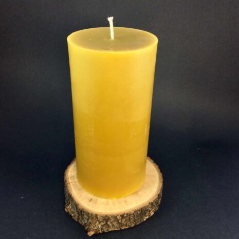 Massive pure beeswax candle (15cm)