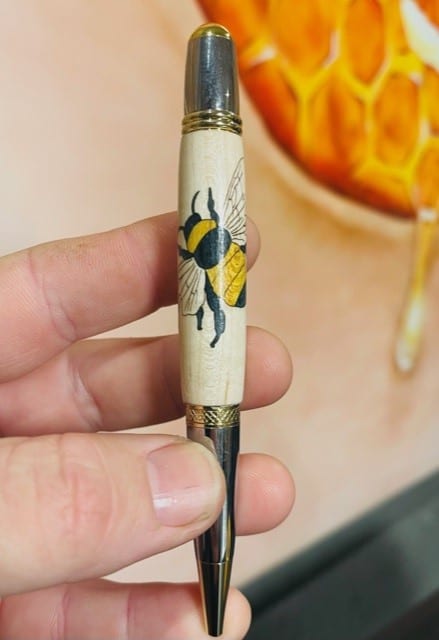 Bee Pen